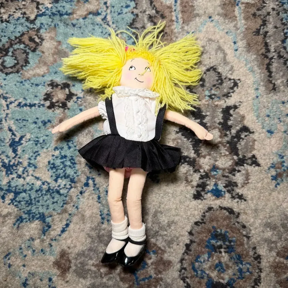 Vintage Eloise doll - Picture 1 of 3